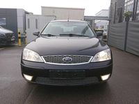 Gebraucht Ford Mondeo Ambiente 125 PS (91 kW) 2006 Schwarz Kombi