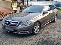 Gebraucht Mercedes E250 Avantgarde 204 PS (150 kW) 2012 Braun Kombi
