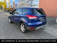Gebraucht Ford Kuga 150 PS (110 kW) 2015 Blau SUV