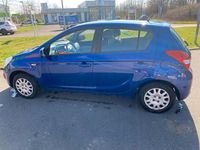 Gebraucht Hyundai i20 Edition+ 77 PS (56 kW) 2011 Blau Kleinwagen