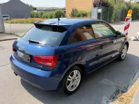Gebraucht Audi A1 Attraction 122 PS (89 kW) 2011 Blau Kleinwagen