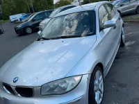 Gebraucht BMW 118 122 PS (89 kW) 2005 Grau Kleinwagen
