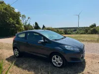 Gebraucht Ford Fiesta 75 PS (55 kW) 2014 Grau Kleinwagen