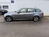 Gebraucht BMW 325 Lifestyle 204 PS (150 kW) 2011 Kombi