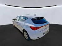 Gebraucht Seat Leon Reference 116 PS (85 kW) 2022 White candy Limousine