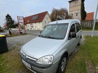 Gebraucht Opel Combo 90 PS (66 kW) 2002 Silber Van / Kleinbus