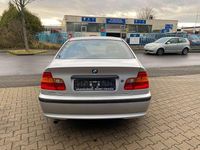 Gebraucht BMW 316 116 PS (85 kW) 2002 Titansilber metallic Limousine
