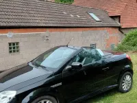 Gebraucht Opel Tigra Edition 90 PS (66 kW) 2009 Schwarz Cabrio