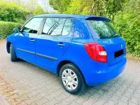 Gebraucht Skoda Fabia 69 PS (50 kW) 2009 Blau Kleinwagen