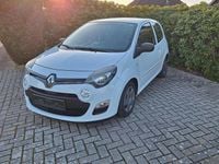 Second-hand Renault Twingo 75 CP (55 kW) 2012 Alb Hatchback
