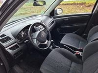 Gebraucht Suzuki Swift Comfort 94 PS (69 kW) 2015 Schwarz Kleinwagen