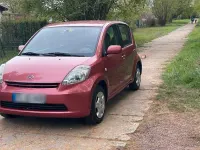 Gebraucht Daihatsu Sirion 69 PS (50 kW) 2004 Rot Kleinwagen