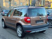 Gebraucht Skoda Yeti Elegance 105 PS (77 kW) 2013 Gold SUV