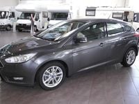 Gebraucht Ford Focus Business Edition 116 PS (85 kW) 2015 Grau metallic Limousine