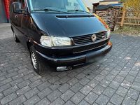 Second-hand VW Caravelle 102 CP (75 kW) 2002 Negru Van