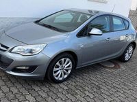 Gebraucht Opel Astra Active 101 PS (74 kW) 2013 Silber Limousine
