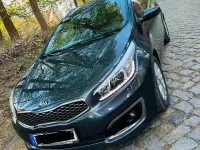 Gebraucht Kia Ceed DREAM-TEAM Edition 101 PS (74 kW) 2017 Grau Kleinwagen