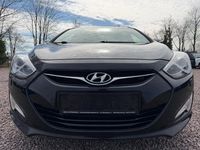 Gebraucht Hyundai i40 Edition 134 PS (98 kW) 2011 Schwarz Kombi
