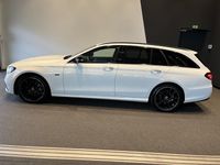 Gebraucht Mercedes E220 AMG 200 PS (147 kW) 2023 Unilack polarweiß Kombi