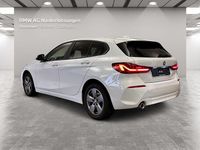 Gebraucht BMW 118 Advantage 136 PS (100 kW) 2023 Weiß Kleinwagen