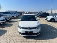 Gebraucht VW Touran Cup 105 PS (77 kW) 2014 Weiß Van / Kleinbus