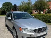 Gebraucht Volvo V70 Momentum 163 PS (119 kW) 2013 Silber Kombi