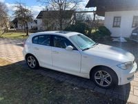 Gebraucht BMW 120 177 PS (130 kW) 2008 Weiß Kleinwagen