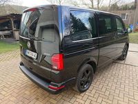 Second-hand VW Multivan 199 CP (146 kW) 2021 Negru Monovolum