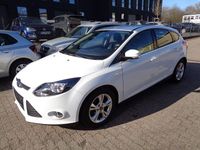 Gebraucht Ford Focus Champions Edition 101 PS (74 kW) 2012 Weiß Limousine