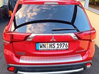Gebraucht Mitsubishi Outlander Plus 150 PS (110 kW) 2018 Rot SUV