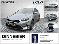 Neu Kia Ceed 140 PS (102 kW) 2025 Lunarsilber met Kleinwagen