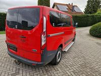 Second-hand Ford Transit Custom 131 CP (96 kW) 2017 Roșu Monovolum