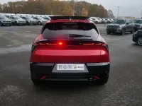 Nouă Alfa Romeo Junior 145 CP (106 kW) 2026 Roșu SUV