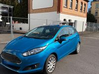 Gebraucht Ford Fiesta 85 PS (62 kW) 2013 Blau Kleinwagen
