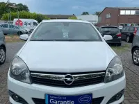 Gebraucht Opel Astra GTC 90 PS (66 kW) 2008 Weiß Coupé