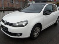 Gebraucht VW Golf VI Style 105 PS (77 kW) 2011 Weiß Kleinwagen