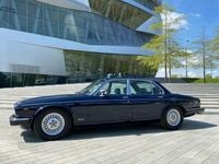 Gebraucht Jaguar XJ12 264 PS (194 kW) 1991 Blau Limousine