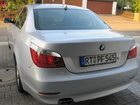 Gebraucht BMW 520 231 PS (169 kW) 2004 Silber metallic Limousine
