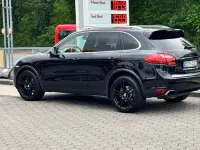 Gebraucht Porsche Cayenne Diesel 245 PS (180 kW) 2011 Schwarz SUV