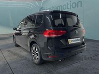Używany VW Touran Active 150 KM (110 kW) 2022 Czarny Minivan