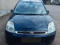 Gebraucht Ford Fiesta 60 PS (44 kW) 2005 Blau Kleinwagen