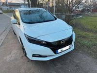 Gebraucht Nissan Leaf Tekna 110 kW (150 PS) 2023 Weiß Kleinwagen