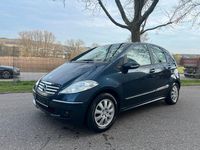 Gebraucht Mercedes A180 109 PS (80 kW) 2008 Blau Van / Kleinbus