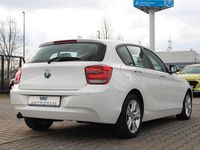 Gebraucht BMW 116 Advantage 136 PS (100 kW) 2012 Weiß Kleinwagen