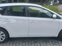 Gebraucht Toyota Auris Edition 99 PS (72 kW) 2015 Weiß Limousine