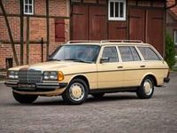 Gebraucht Mercedes 200 109 PS (80 kW) 1982 Gelb Kombi