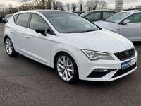 Używany Seat Leon FR 179 KM (131 kW) 2017 Biały Sedan/Limuzyna