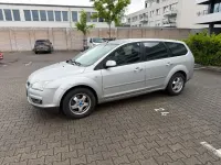 Gebraucht Ford Focus Style 101 PS (74 kW) 2008 Silber Limousine