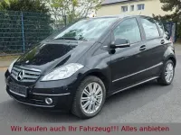 Gebraucht Mercedes A180 Elegance 109 PS (80 kW) 2011 Schwarz Kleinwagen