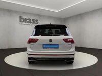 Gebraucht VW Tiguan Allspace R-line 200 PS (147 kW) 2023 Oryxweiß perlmutteffekt SUV